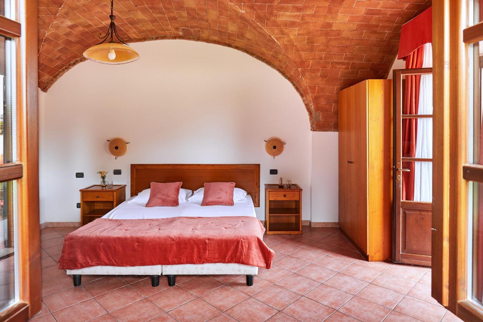Relais Belvedere Montecatini Val di Cecina Cameră foto